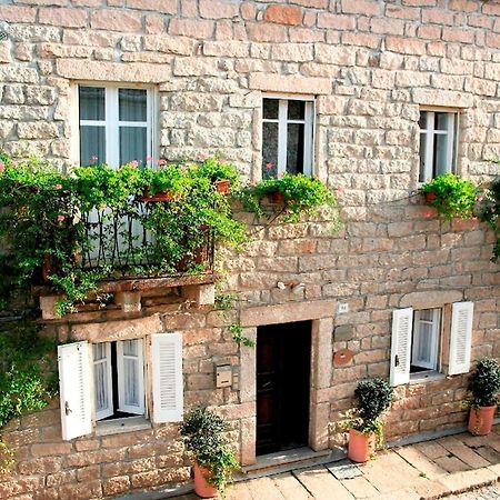 Hotel La Vignaredda - Residenza Di Charme Aggius Exterior foto